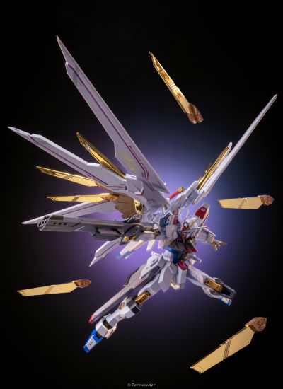 METAL ROBOT魂＜机动战士系列＞强袭自由高达二式