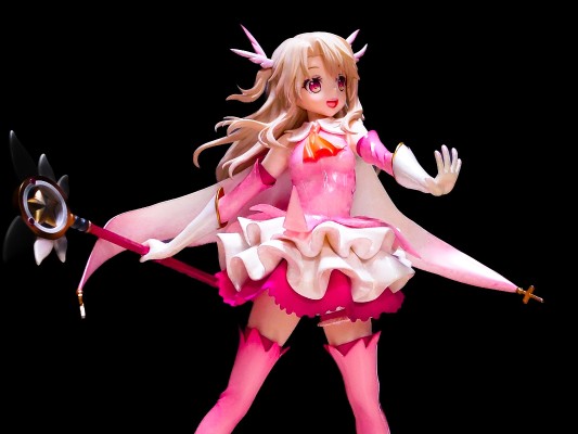 魔法少女伊莉雅 伊莉雅丝菲尔・冯・爱因兹贝伦 动画10周年纪念 伊莉雅变身