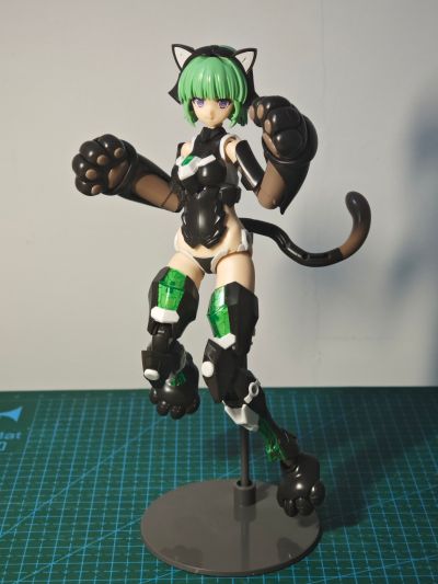 机甲少女 猩红魔鹫 旗袍