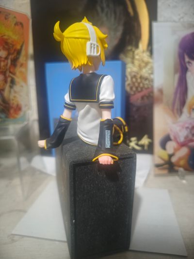 FuRyu赏 初音未来 压泡面 C奖 压泡面  镜音连