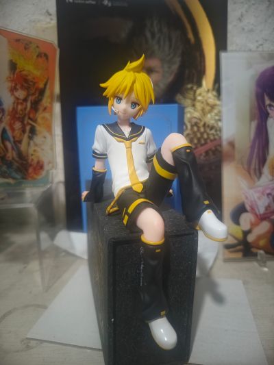 FuRyu赏 初音未来 压泡面 C奖 压泡面  镜音连