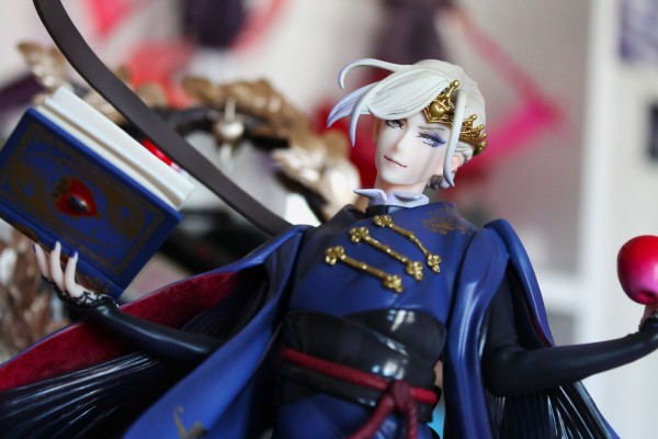 迪士尼 扭曲仙境 Vil Schoenheit