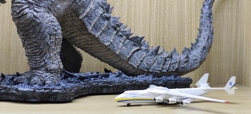 UDMGVK-04VS 哥斯拉大战金刚 哥斯拉 乙烯基版