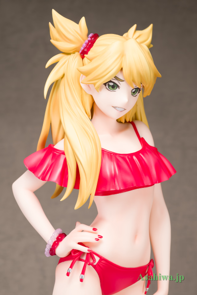 龙与魔女 妮内·斯邦库尔 泳装版