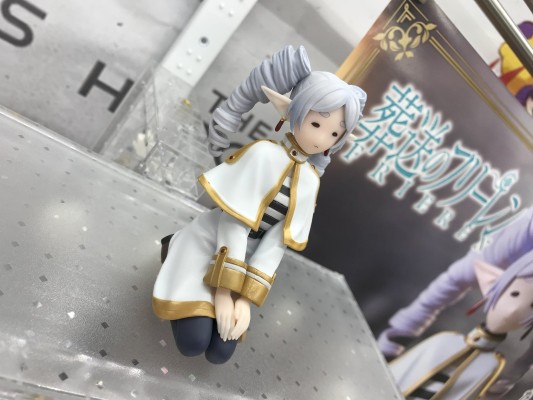 小坐系列  葬送的芙莉莲  芙莉莲 ～不小心变成竖卷发了～