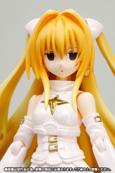 S.H.Figuarts 金色暗影（白色变装版）