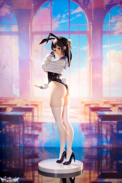 水手服兔女郎