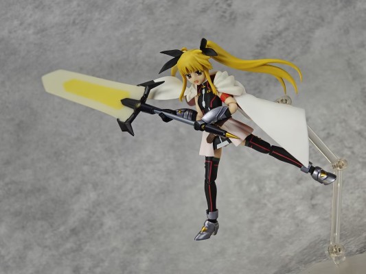 figma #186 魔法少女奈叶 The MOVIE 2nd A's 菲特 ブレイズフォームver. 