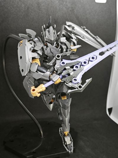 30MM 1/144  EXM-A9bk  斯匹纳提（黑骑士型）