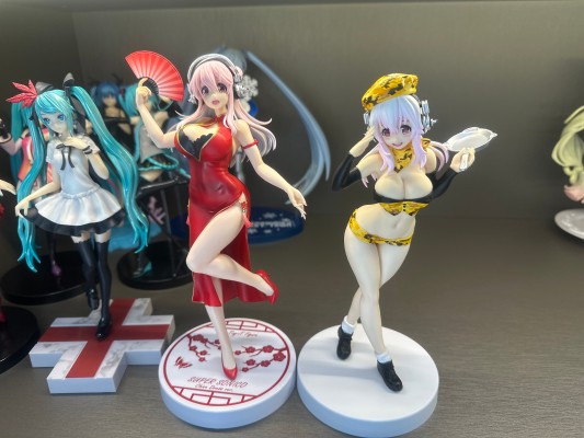 超级索尼子 Trio-Try-iT珍藏人偶—旗袍款—