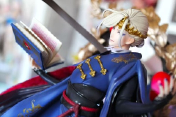 迪士尼 扭曲仙境 Vil Schoenheit