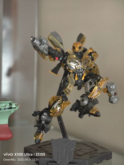 变形金刚5：最后的骑士 大黄蜂