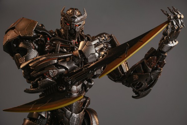 AMK PRO系列 变形金刚：超能勇士崛起 天灾