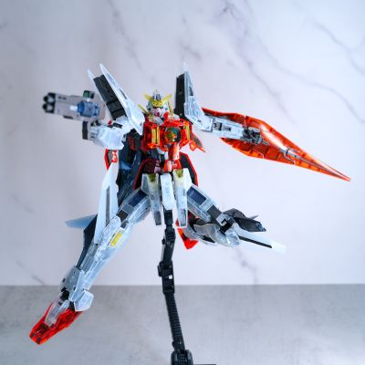 MG 高达基地限定 机动战士高达00 主天使高达（透明配色）