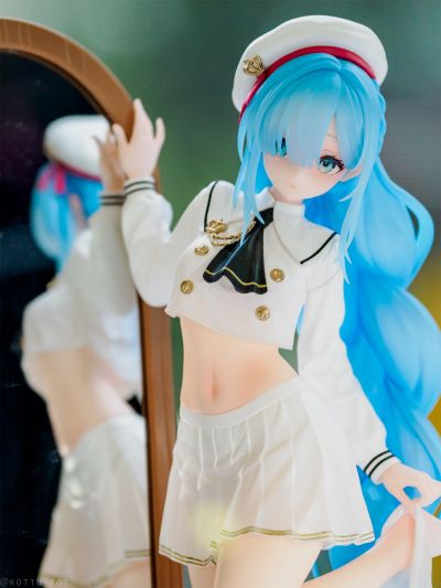 Gift+系列 碧蓝航线 雅努斯 踌躇的换衣时间