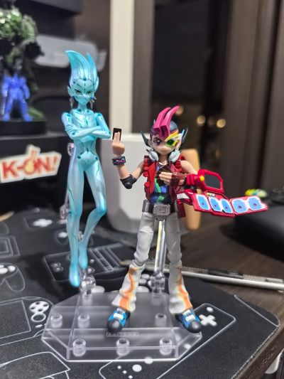 转轮科技系列 惊奇山口 游戏王ZEXAL 九十九游马 与 星光体