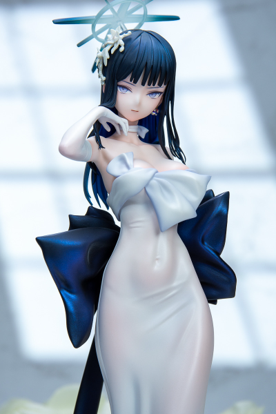 蔚蓝档案 锭前纱织 礼服