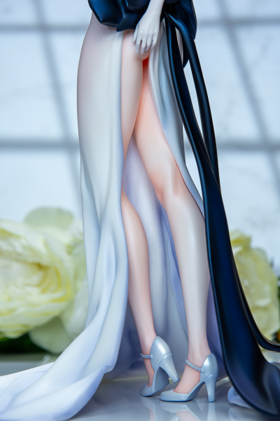 蔚蓝档案 锭前纱织 礼服