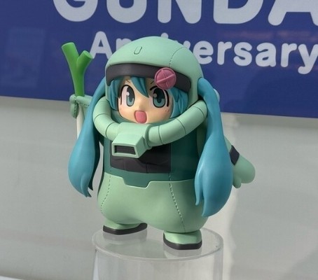 高达45周年×初音未来 扎古谷努咪 [初音未来版]