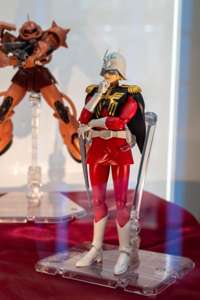 S.H.Figuarts 夏亚·阿兹纳布尔