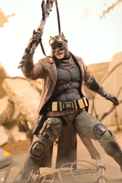 【DC 人偶系列】-噩梦蝙蝠侠1/9可动人偶