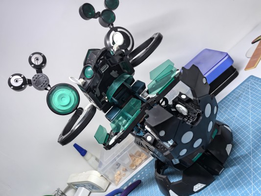 M.S.G 巨神机甲 指令控制舱