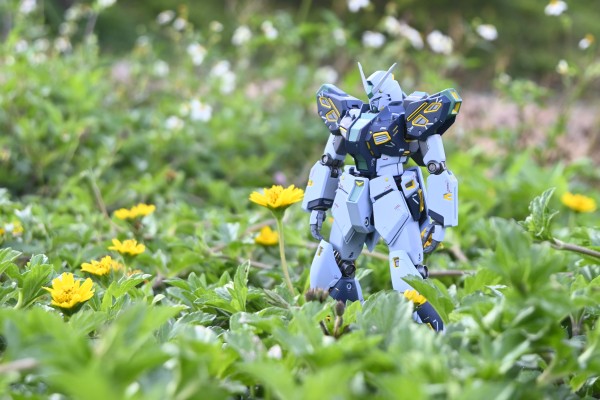 METAL ROBOT魂 （Ka版）＜机动战士系列＞ 量产型ν高达（飞翼浮游炮装备）