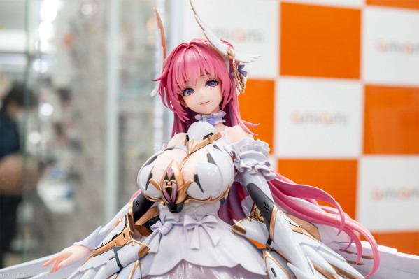 胜利女神：妮姬 桃乐丝