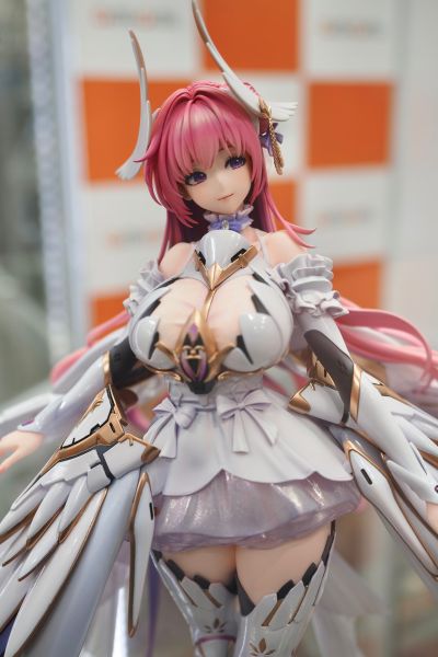 胜利女神：妮姬 桃乐丝