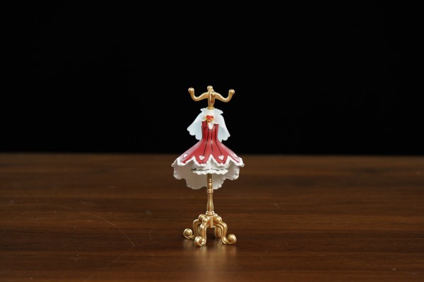 百变小樱 服饰摆件