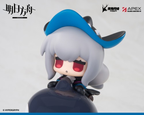 明日方舟 HappyShake系列 Q版摇摇乐 斯卡蒂