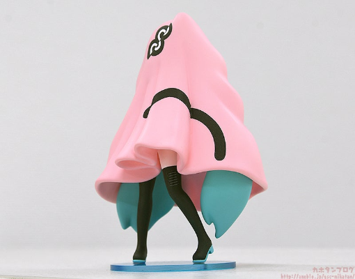 艺术家联名模型 初音未来✕FACE