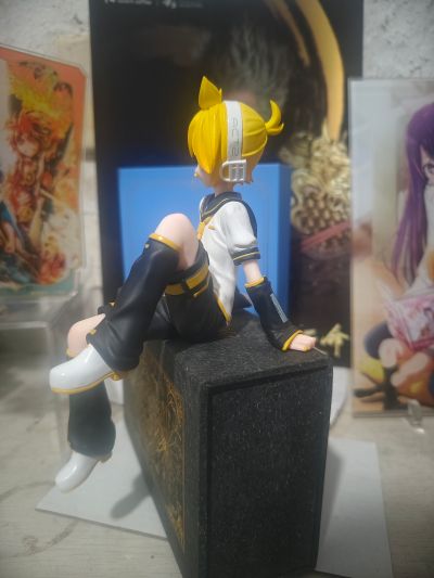 FuRyu赏 初音未来 压泡面 C奖 压泡面  镜音连