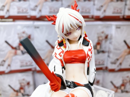 明日方舟  压泡面人偶—年·能量联结款—