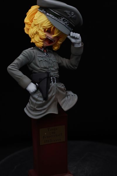 胸像 幼女战记 	谭雅·冯·提古雷查夫