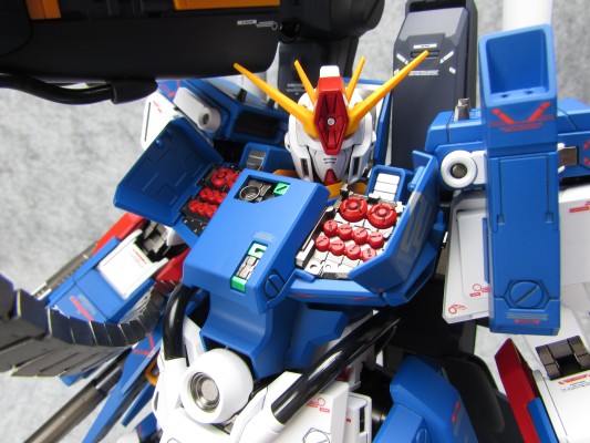 MG 1/100 机动战士高达ZZ  FA-010S 全装甲ZZ高达