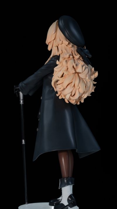 蔚蓝档案 拄拐笑面教授