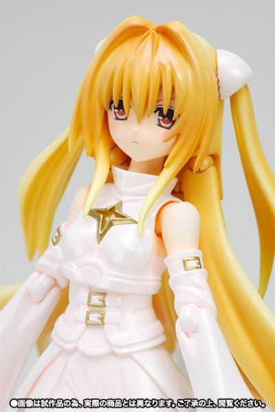 S.H.Figuarts 金色暗影（白色变装版）