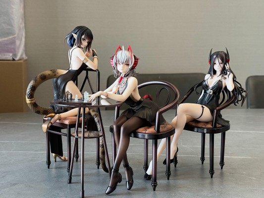 明日方舟 W  盛礼