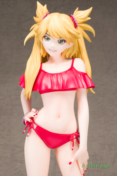 龙与魔女 妮内·斯邦库尔 泳装版