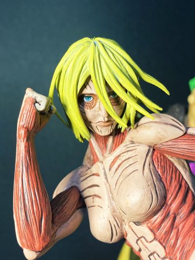 POP UP PARADE 进击的巨人 亚妮·雷恩哈特 女巨人形态 L尺寸