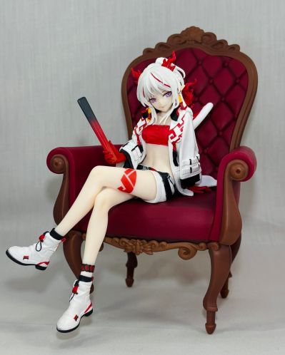 明日方舟  压泡面人偶—年·能量联结款—