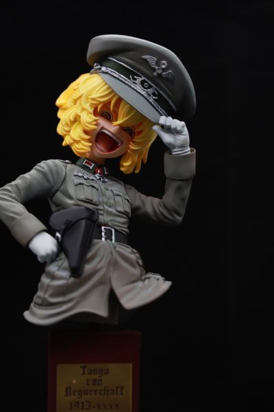 胸像 幼女战记 	谭雅·冯·提古雷查夫