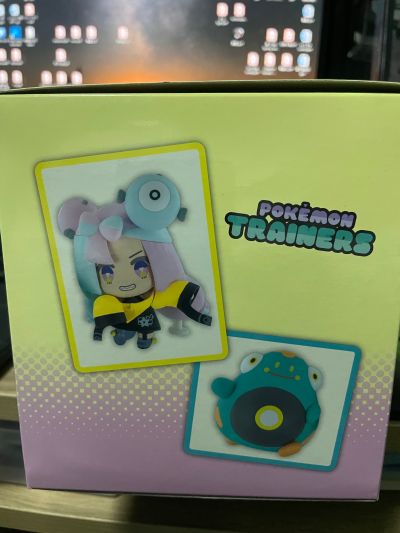 宝可梦训练师 奇树 与 电肚蛙