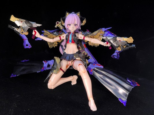 女神装置 BUSTER DOLL 圣骑士 黑暗之爪