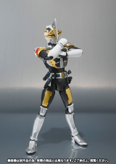S.H.Figuarts 假面骑士电王 圣斧形态