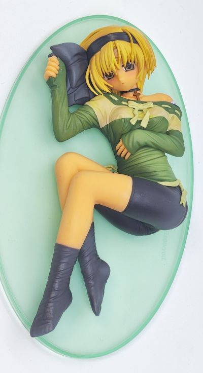 友达以上恋人未満 橘芽依子 