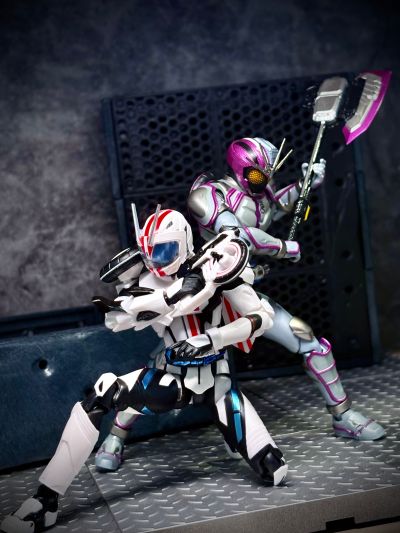 S.H.Figuarts 假面骑士马赫 平成世代版