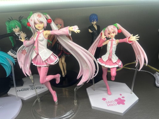 超级景品 VOCALOID  初音未来 樱未来 3