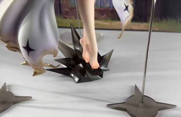 胜利女神：新的希望 皇冠 皇帝的新衣